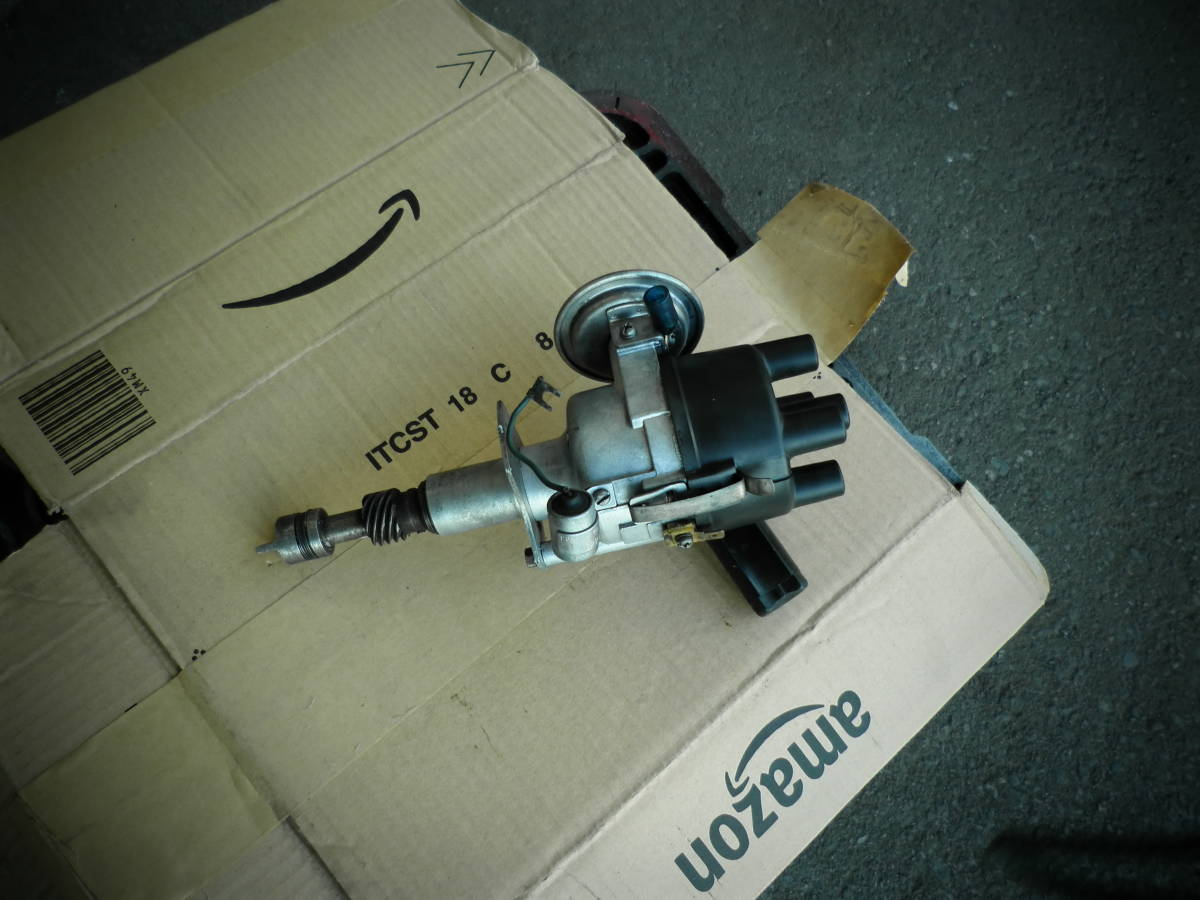 フェアレディSR311 U20エンジン部品 デストリビュータ