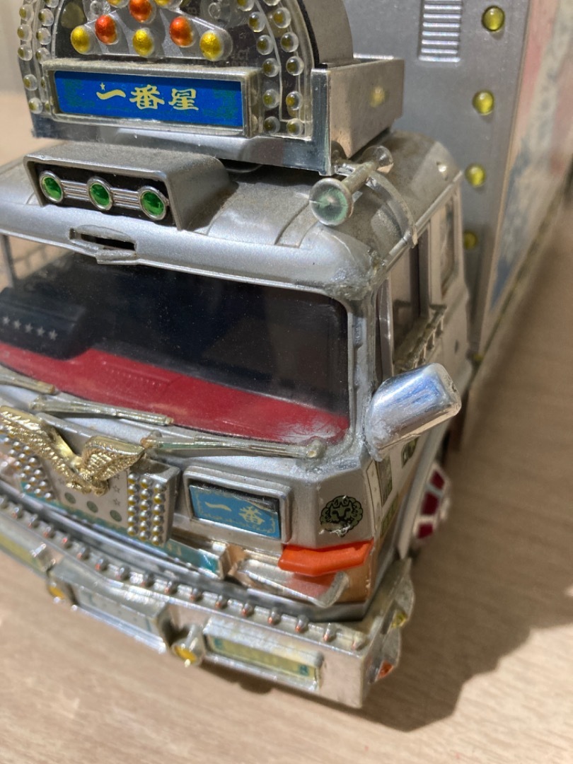 ◇予約品◇メル72855です！天下御免再会バージョン トラック野郎rc 一番