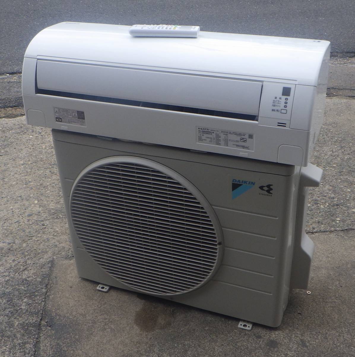 2019年 ダイキン DAIKIN ルームエアコン AN25WES-W 主に8畳用