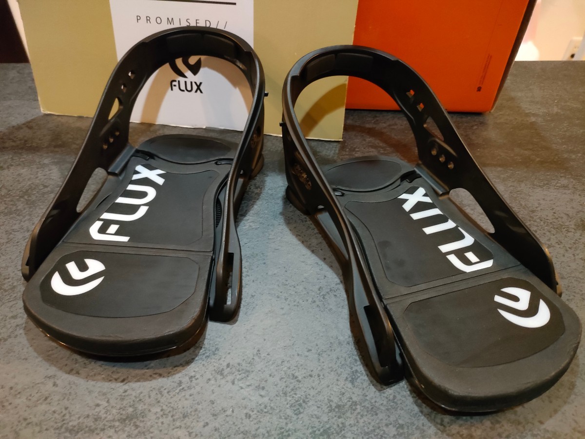 FLUX DS Mサイズ 本日のみ！新品未使用 23-24 Flux DS オリーブ Mサイズ