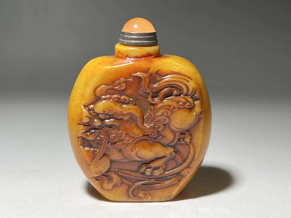 清時代 鼻煙壺 瑪瑙独特な天然模様 細工 中国美術 コレクション 天然石 骨董 清時代 鼻煙壺 瑪瑙独特な天然模様 細工 中国美術 コレクション 天然石