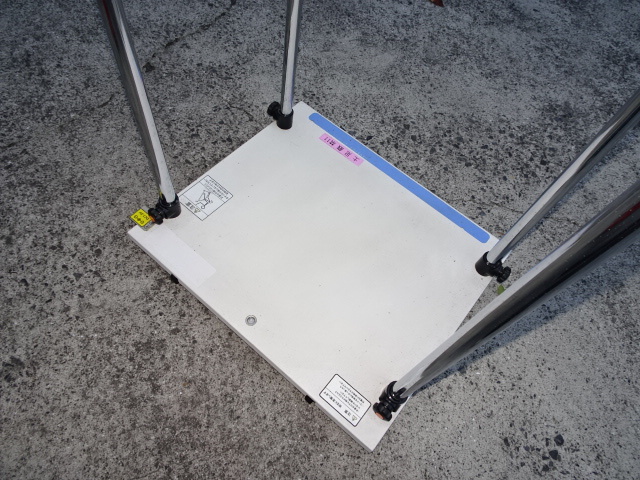 A&D AD-6107NW バリアフリースケール USED 手すり付きデジタル体重計