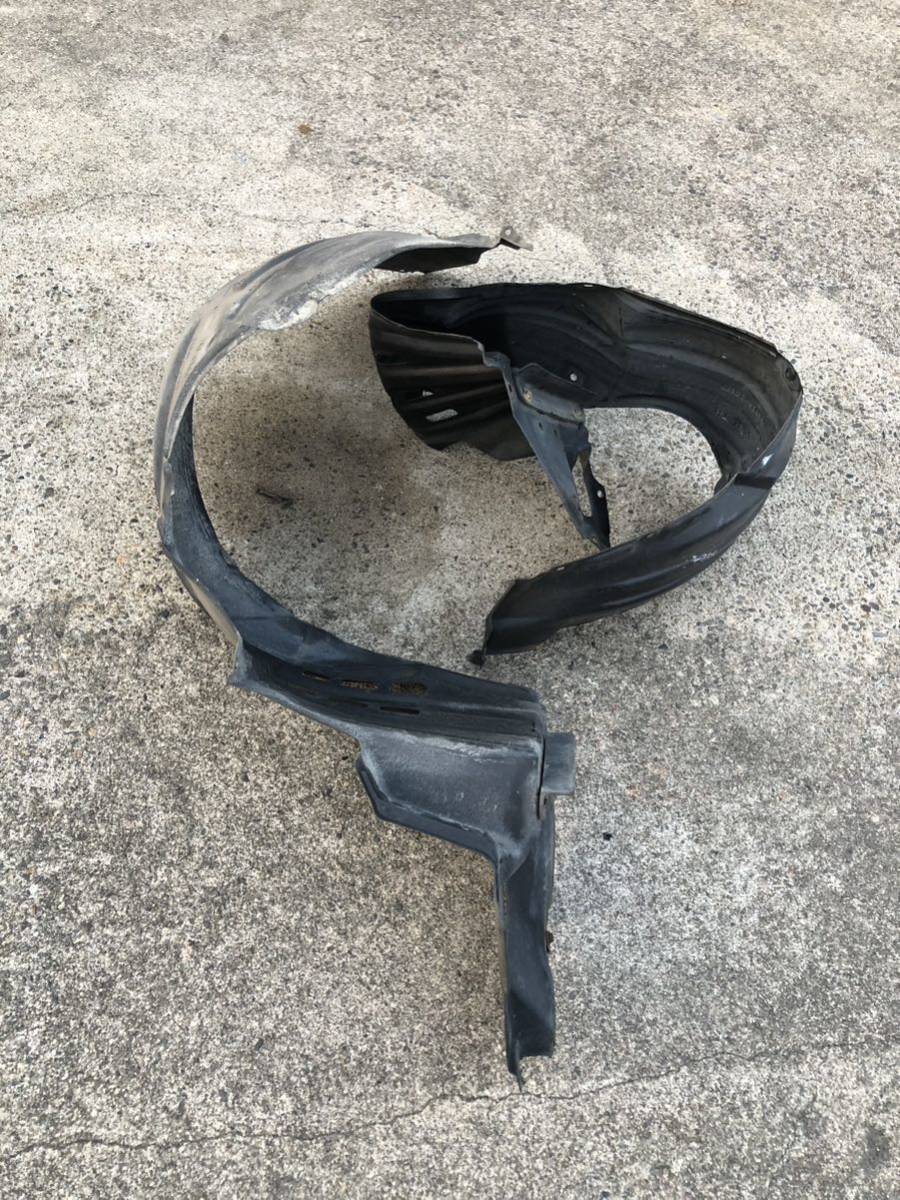 インナーフェンダー フェンダーカバー トヨタ トヨタ純正 ZZT230