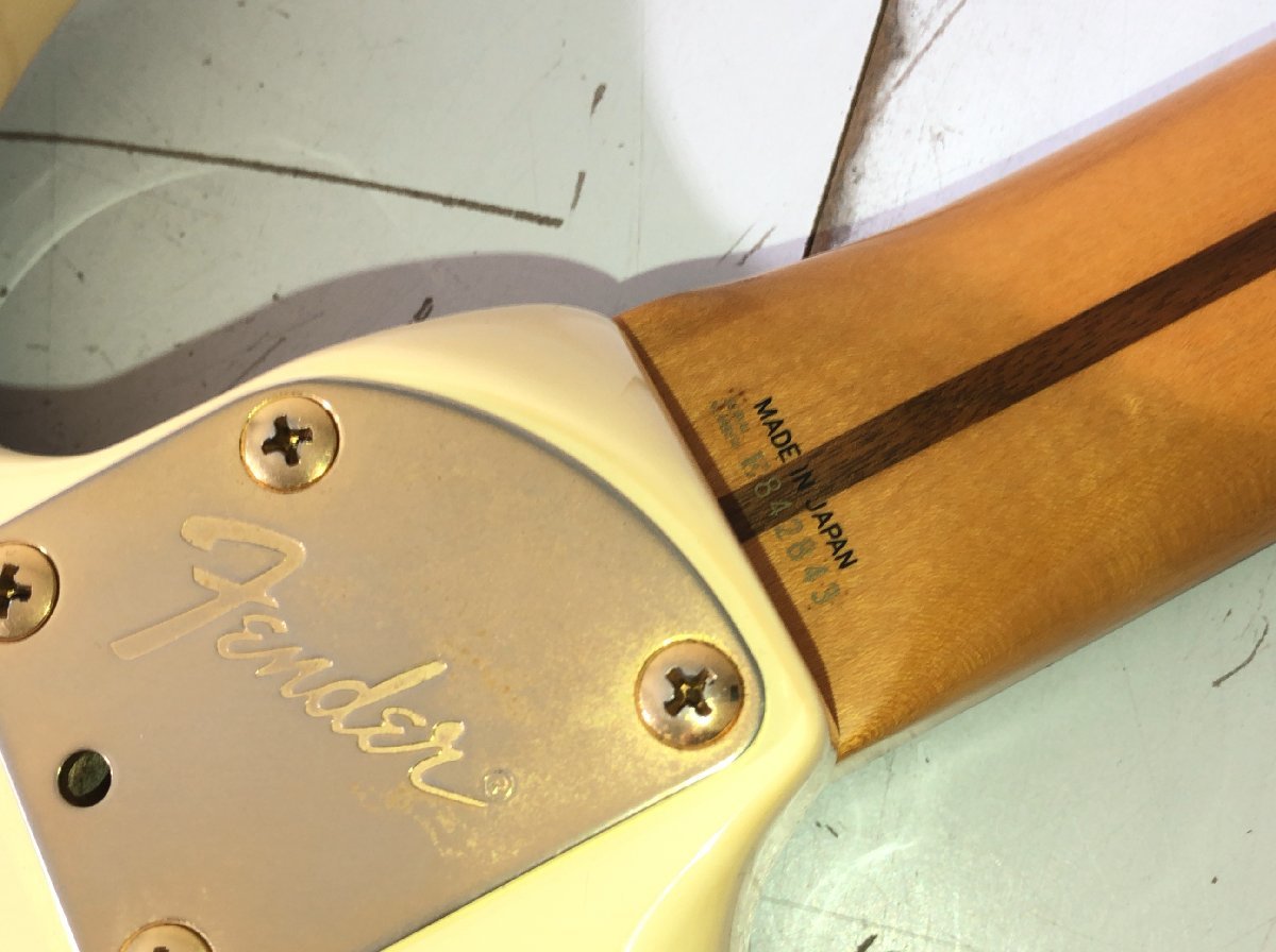 Fender Japan フェンダージャパン ストラトキャスター フロイドローズ