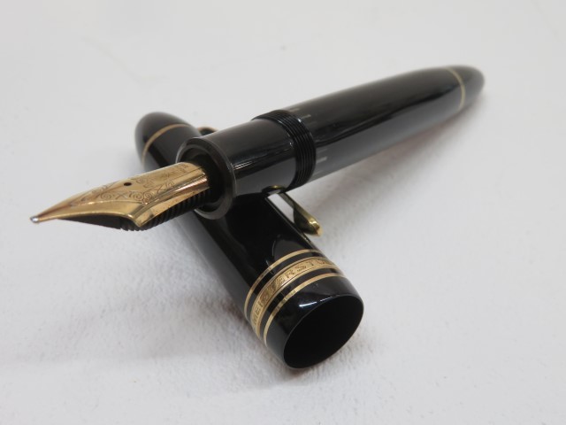 ふ*き様 新品　parker 18k 750 ブラック×シルバー　万年筆 PARKER パーカー 万年筆 18K 750 XF フランス製 【公式通販】