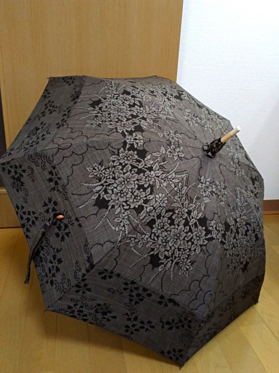 日傘 大島紬リメイク＊思わず目を引く花柄の日傘＆巾着セット | 着物
