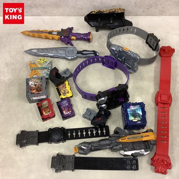 1円〜 訳あり 変身ベルト等 DX聖剣ソードライバー DX闇黒剣月闇 DXキングライオン大戦記ワンダーライドブック ベルト 他