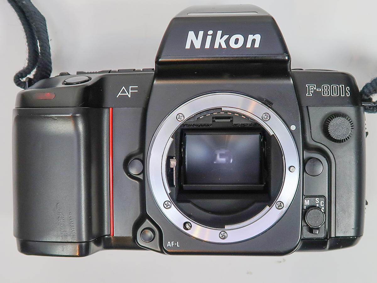 【動作確認済】Nikon F-801s 本体 AFレンズ&ストロボセット Nikon F-801 一眼レフカメラ F-801s ニコン AF (ニコン) キズ有