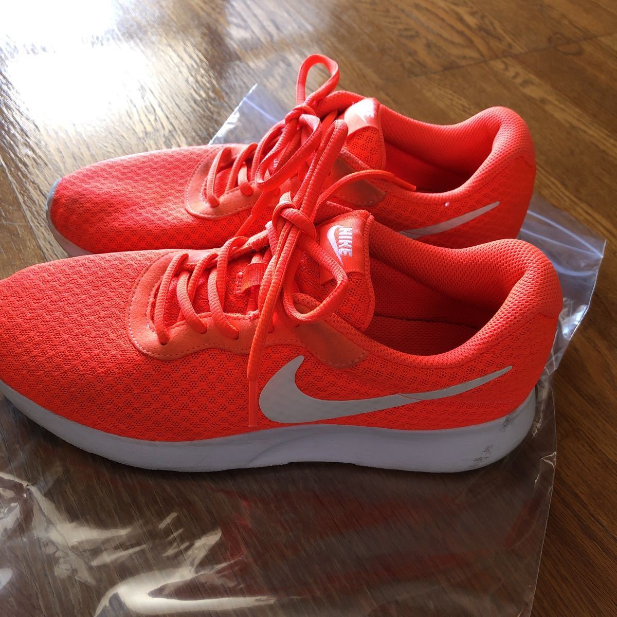 NIKE ナイキ スニーカー 靴　26cm 蛍光オレンジ