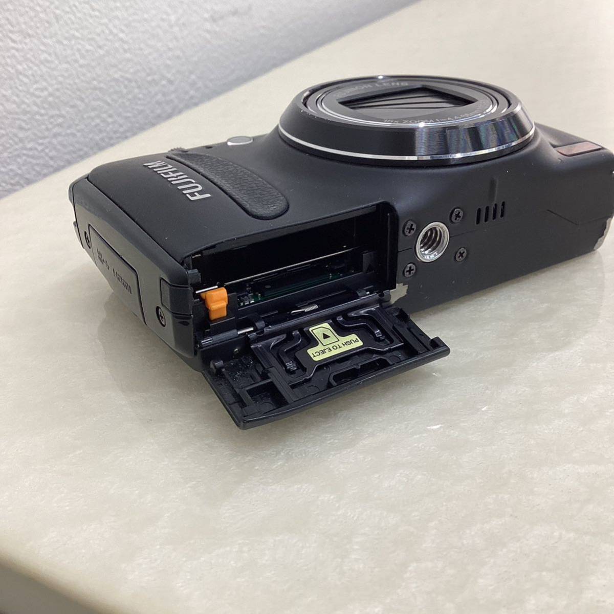 【完動品】FUJIFILM Finepix F600EXR デジカメ 簡易動作確認済み】 FUJIFILM 富士フィルム フジフィルム デジタル