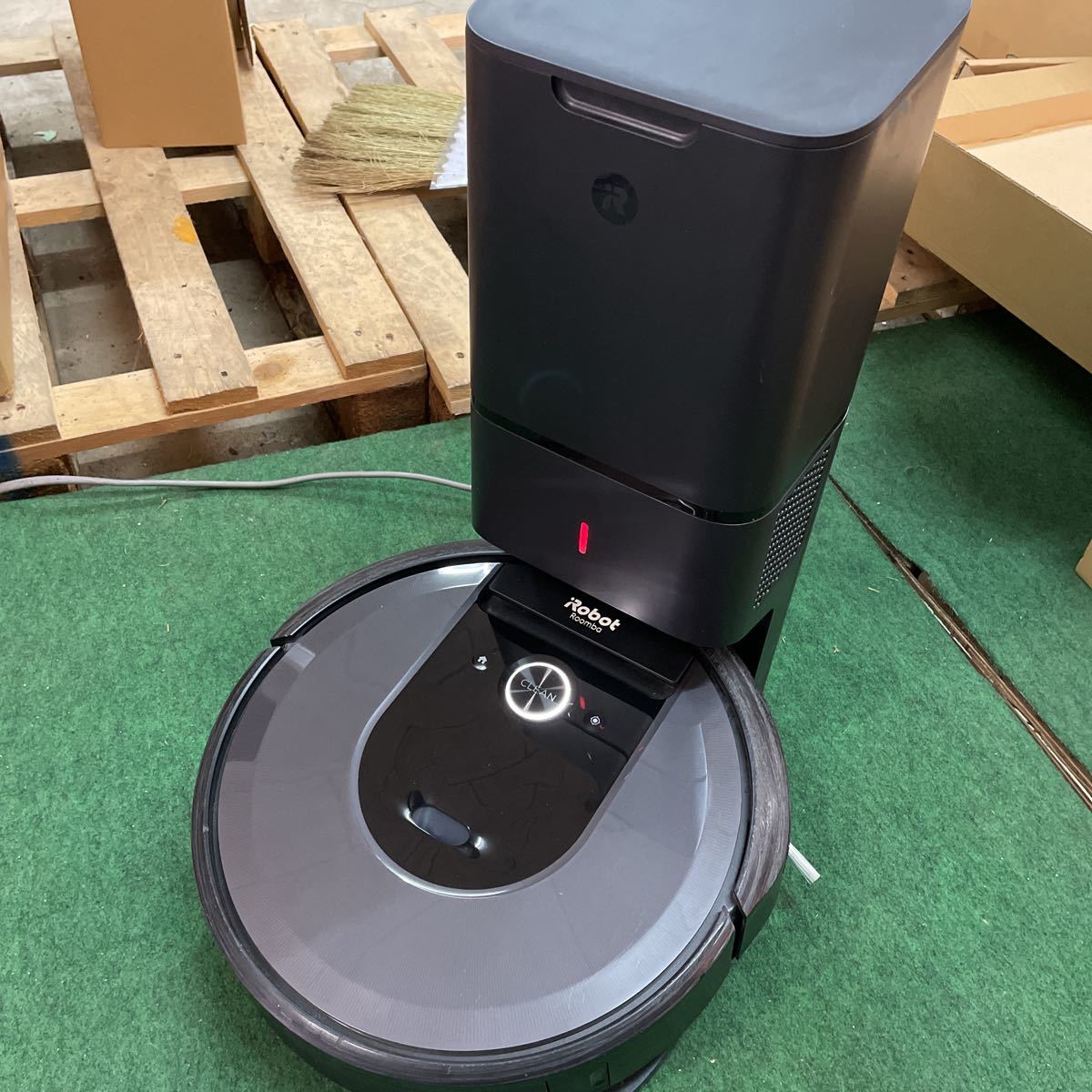 ルンバ i7+♡中古 □iRobot Roomba アイロボット ルンバ i7＋ ロボット掃除機 中古並品