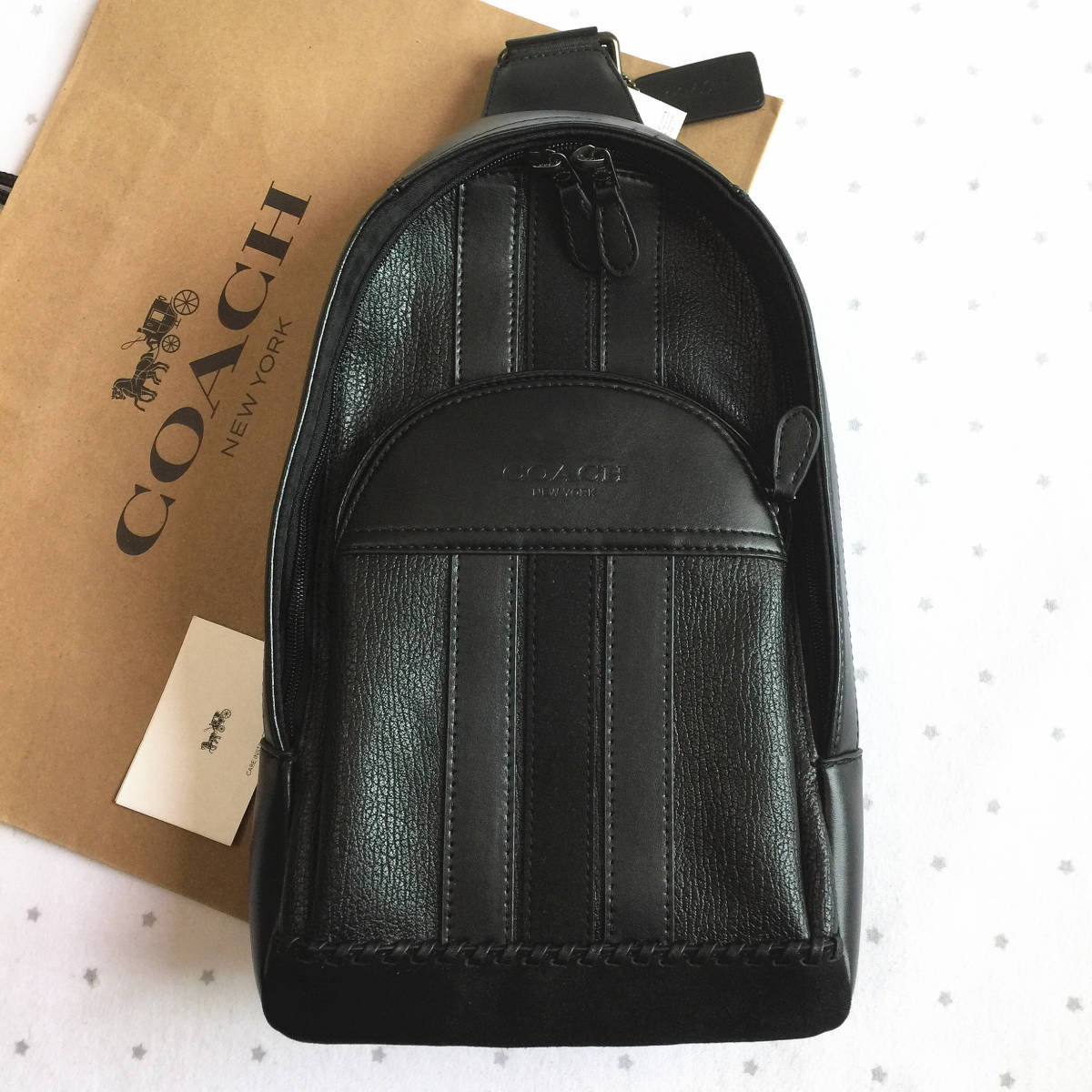 【新品未使用】COACH コーチバッグ F49333 ブラック ボディーバッグ スリングバッグ ショルダーバッグ 斜めがけバッグ アウトレット品 