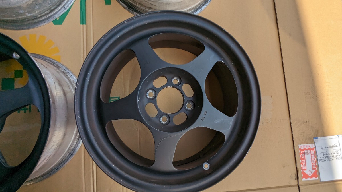 超軽量ホイール ディスモンド リーガマスター 15インチ6.5JOff+35 4穴 