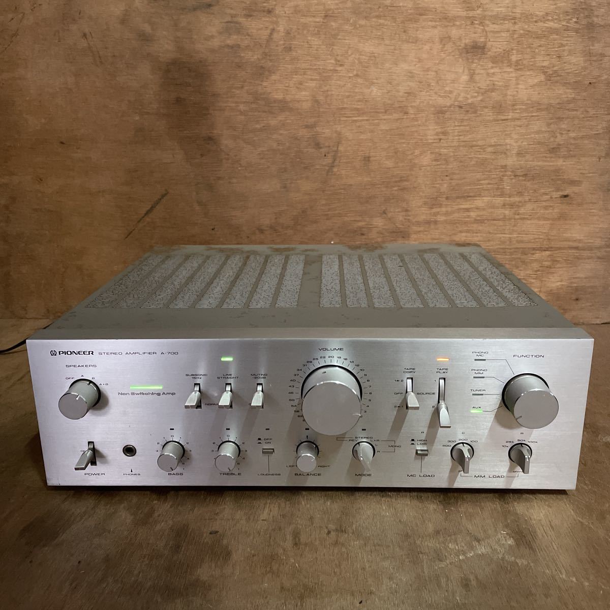パイオニア PIONEER A-700 アンプ Pioneer プリメインアンプ 三流情報