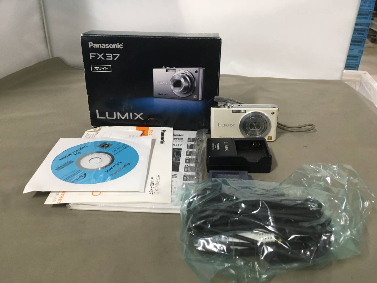 ●Panasonic LUMIX FX37 デジタルカメラ ホワイト DMC-FX37 パナソニック ルミックス デジカメ　【23/0421/01