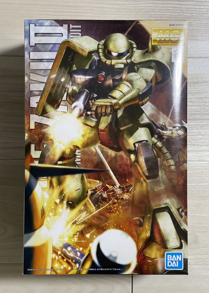 MG 1/100 MS-06F ザクII Ver.2.0(再販品)新品 ガンダムベース 限定出品