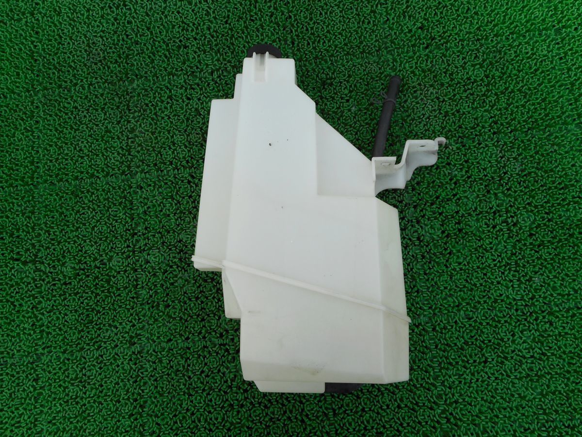 ■全国送料無料■110405■Y■【H23 エルグランド ライダー TE52 】TNE52 PE52 PNE52 E52 純正■ リザーブタンク