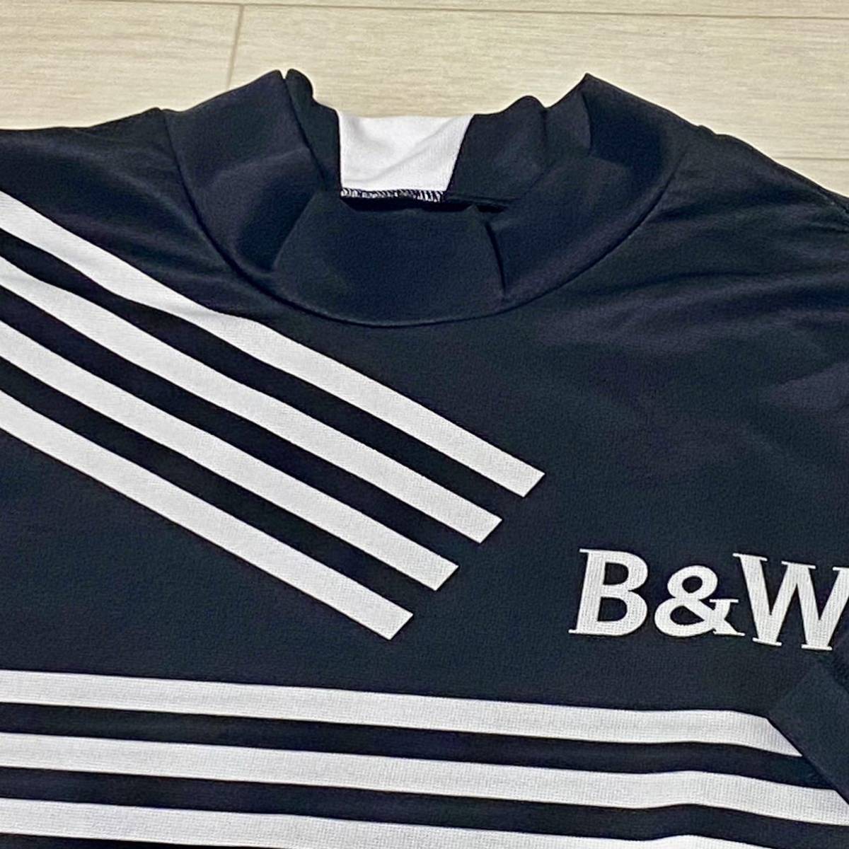 新品★ブラック＆ホワイト Black&White スポーティーラインデザイン 吸汗速乾 半袖モックネックシャツ★ブラック★サイズL★送料185円