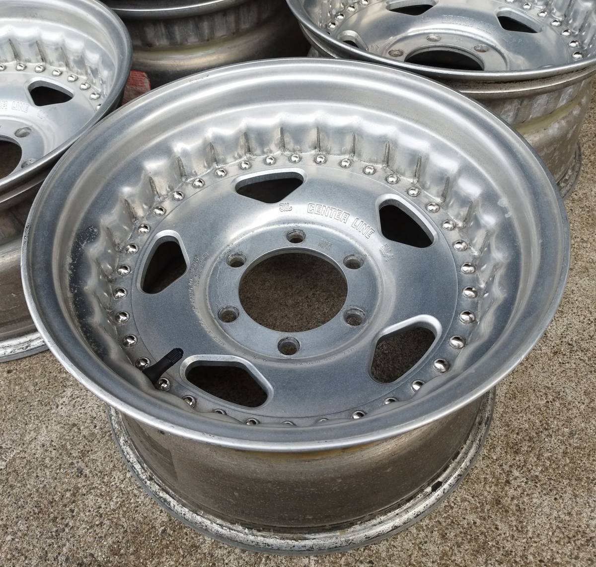 深リム！CENTERLINE 16インチ 約8.5J 約-8 6H 139.7 4本 センターライン