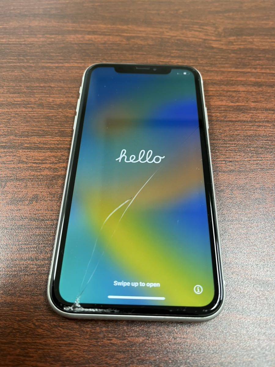 iPhone XR 本体 64GB スマホ SIMロック解除済み 画面割れあり Apple