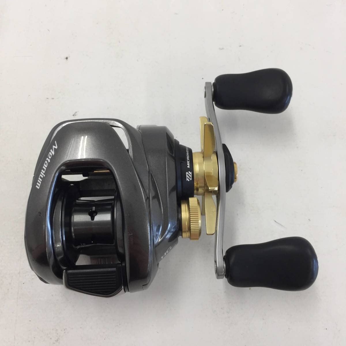 シマノ（SHIMANO）メタニウムHG ベイトリール7.1 右ハンドル 04114