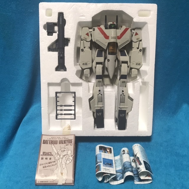 ☆ジャンク品☆ タカトクトイス 『1/55 超時空要塞マクロス VF-1J