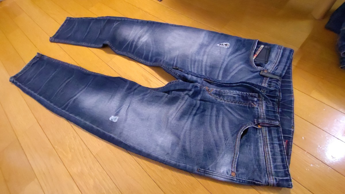 新品，送料無料 DIESEL ディーゼル インディゴJOGスウェットストレッチダメージ加工スリムデニムパンツ WAYKEE(W30)｜売買されたオークション情報、yahooの商品情報をアーカイブ公開 - オークファン 男性用
