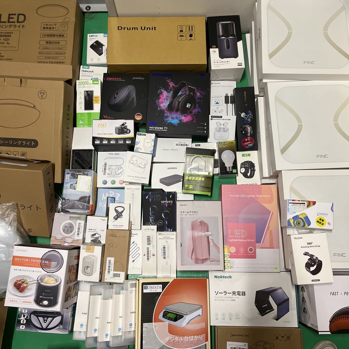 1スタ 1円スタート 電化製品 65 ヘッドホン イヤホン マウス アダプター 大量 まとめ売り 調理器具 スチームアイロン 体重計 家電