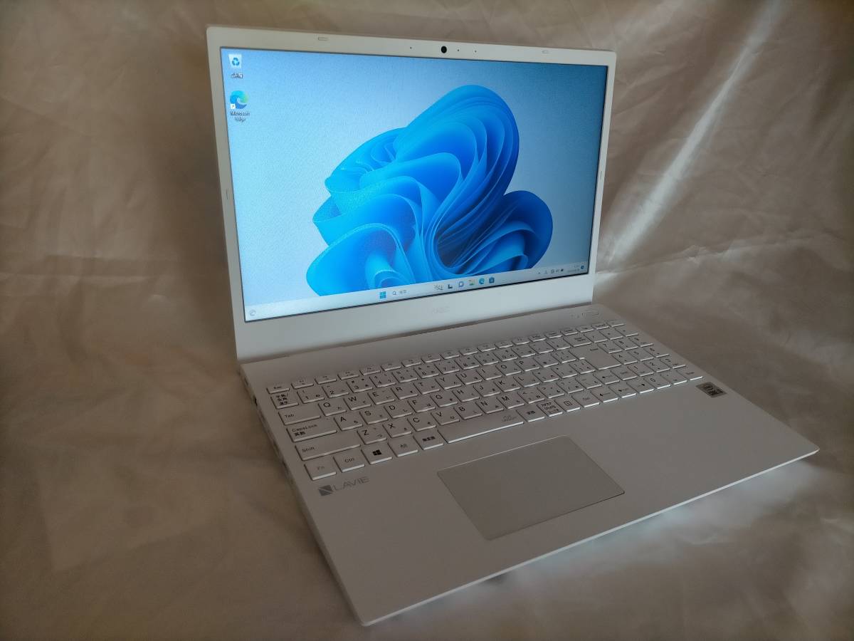ノートPC 美品 NEC LaVie N1530/CAW【office 】
