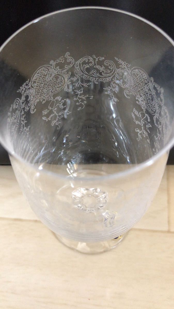 【最安値】 ボヘミアグラス ビールグラス 6客セット レースのような美しい模様 保管品(ビールグラス)｜売買されたオークション情報、yahooの商品情報をアーカイブ公開 - オークファン ビールグラス