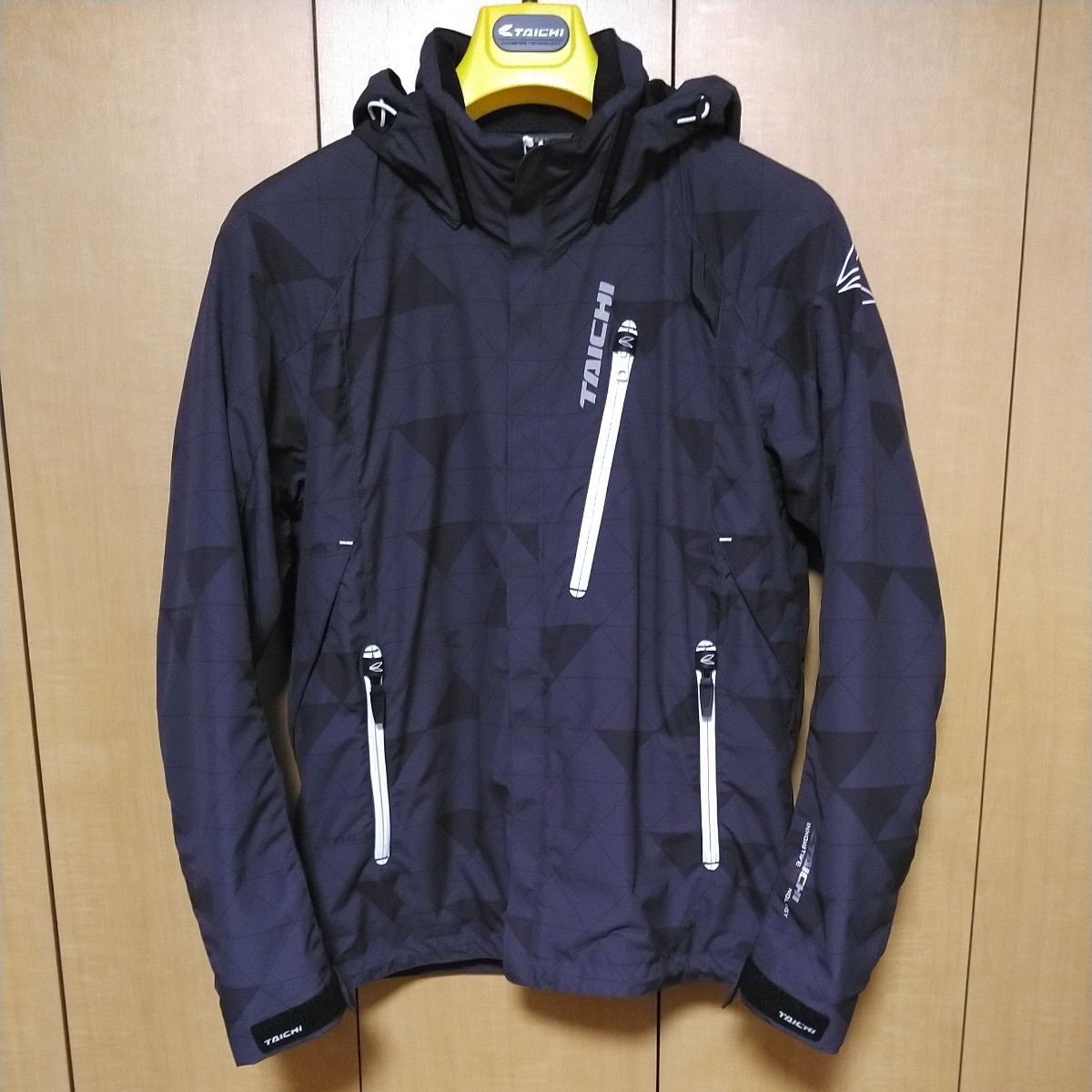 RS TAICHI タイチ RSJ321 WRパーカー Lサイズ Webike | RS TAICHI アールエスタイチ RSタイチ RSJ321 WRパーカー