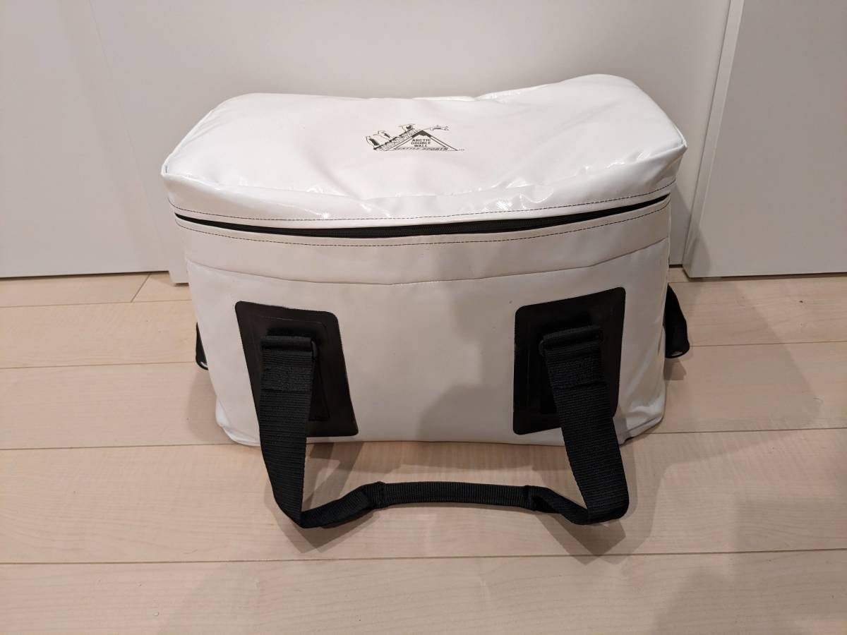 SEATTLE SPORTS フロストパック 40QT 白 シアトルスポーツ　ソフトクーラーボックス
