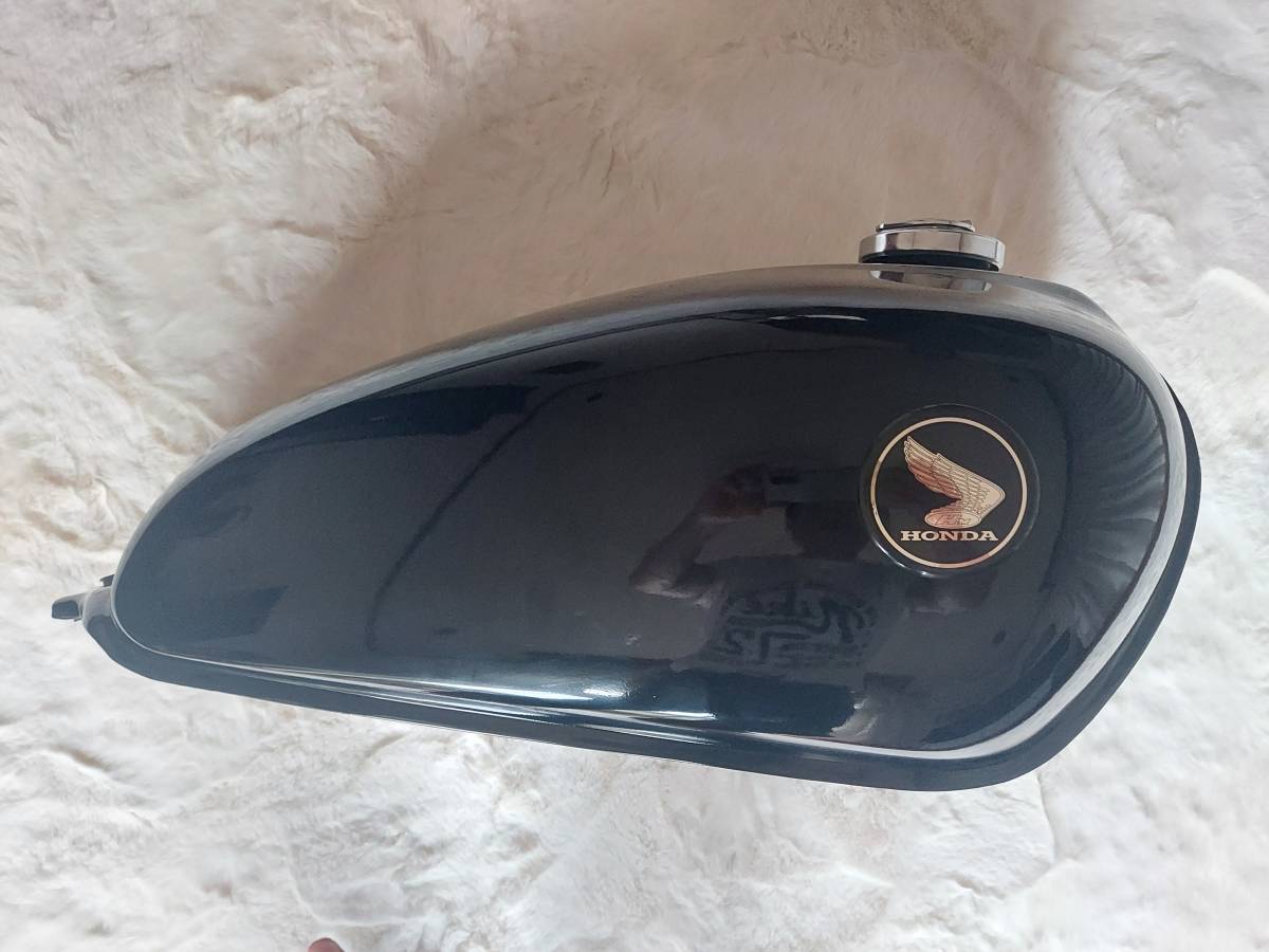 ○CB400SS（NC41）キャップ＆コック付き○凹み＆ガリ傷なし○タンク 