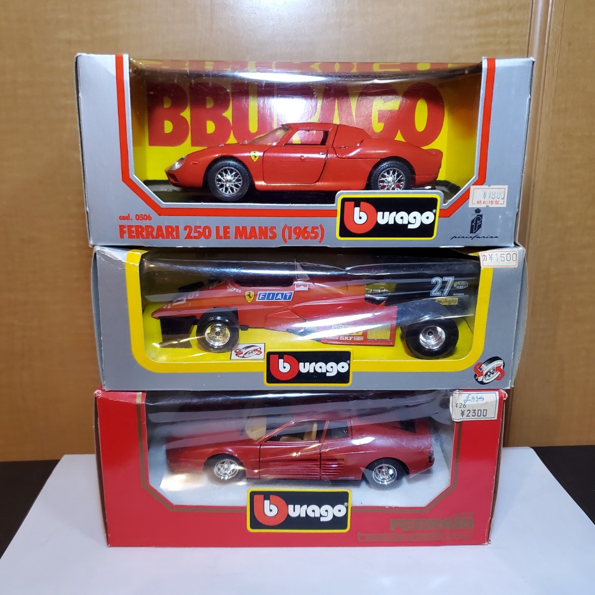 BURAGO ブラーゴ ダイカストメタルモデル 1/24「Ferrari 126 C4 TURBO 250LM1965 250Testarossa1984」3台セット 展示品 187