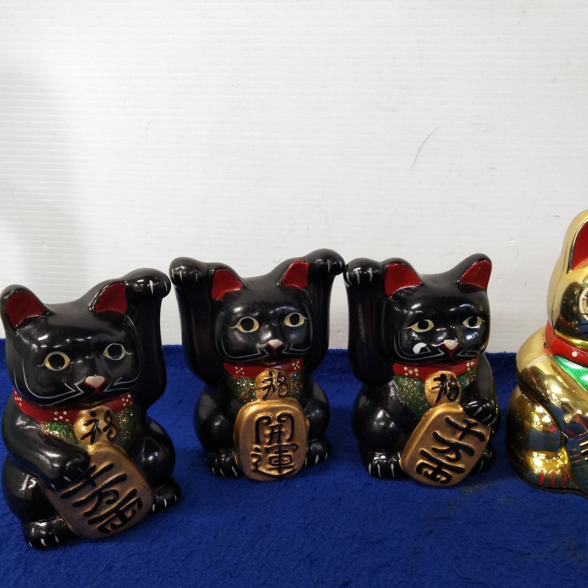 g_t B869 招き猫 いっぱい まとめ売り ダイソー製 お願いネコ おかげ 