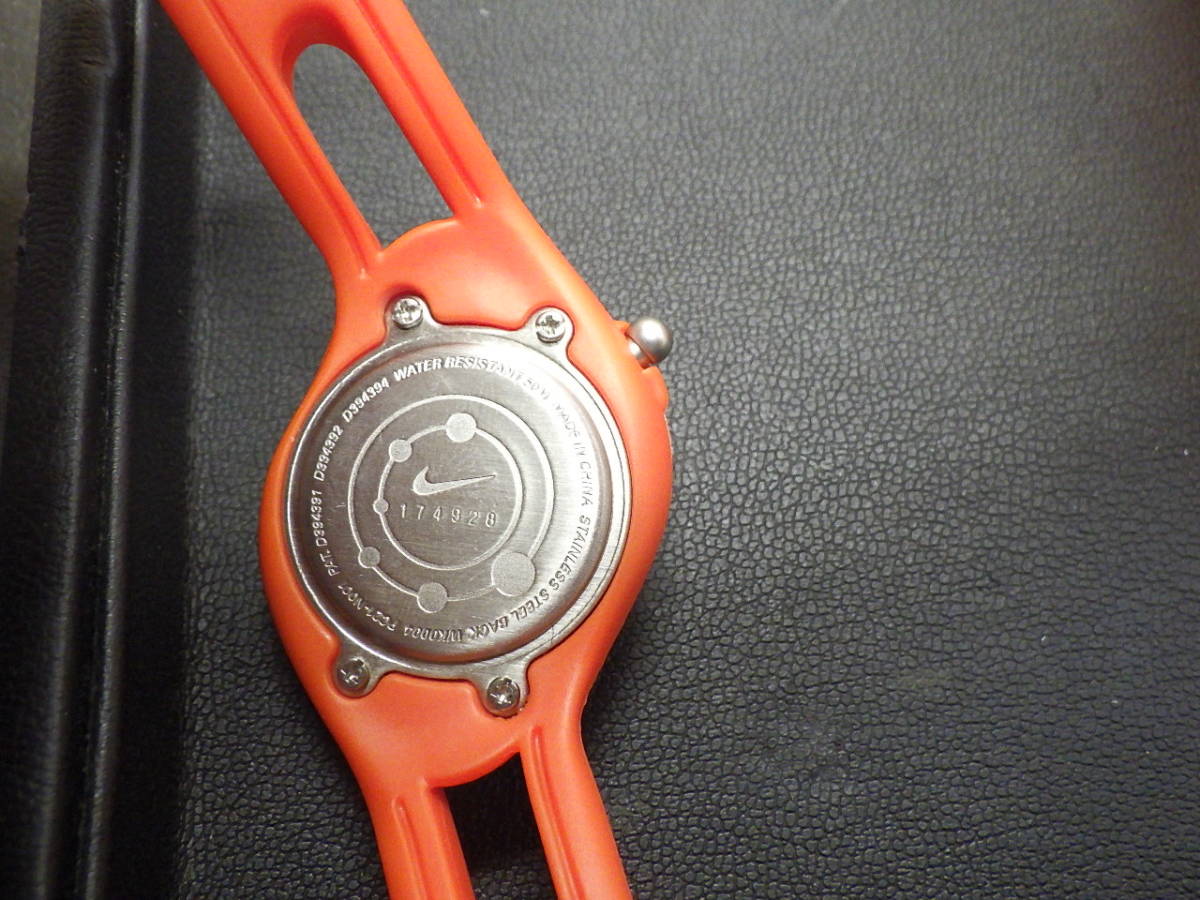美品 NIKE TRIAX sweeper WK0004 801 WATCH(3針（時、分、秒）)｜売買 