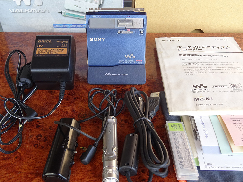 AIWA アイワ AM-F80 ポータブルMDプレーヤー アダプター 元箱他付き[4