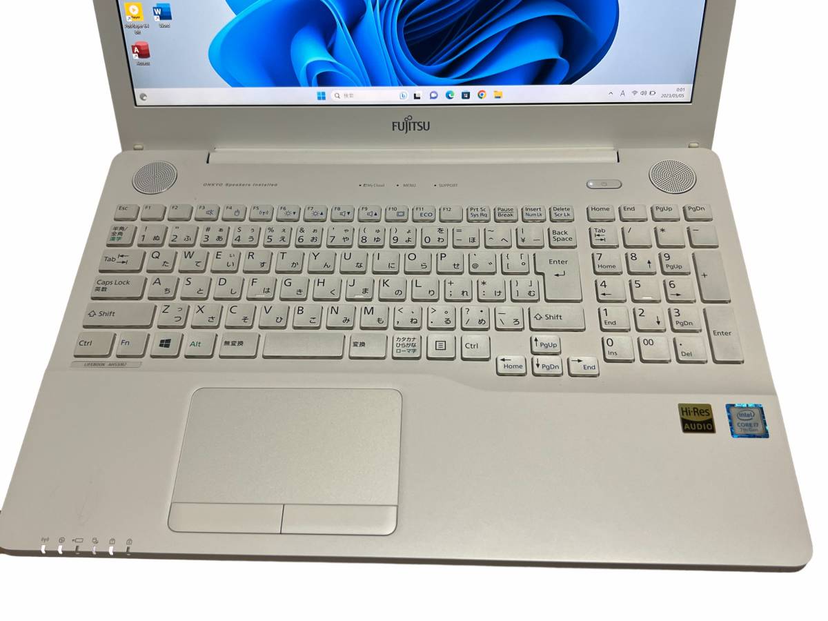 2017年製 第7世代最強Core i7-7700HQ +16GB◇新SSD1TB 15.6インチ 