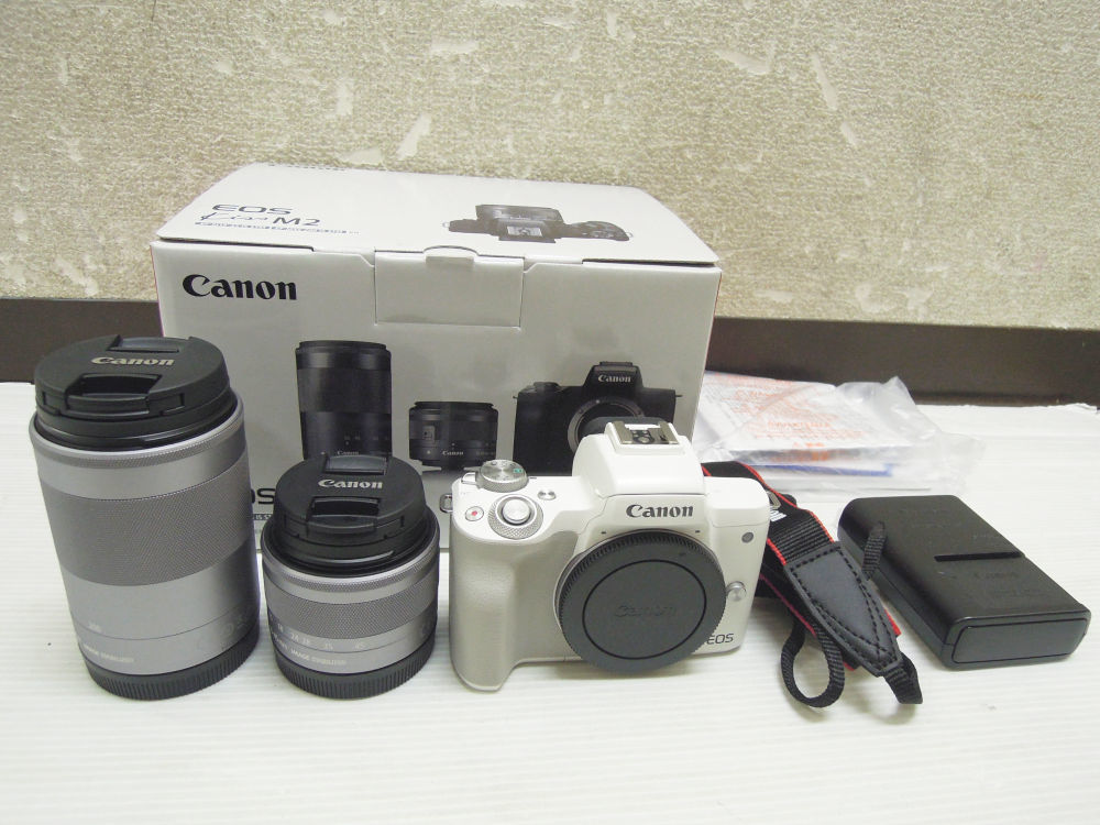 3180) 極美品 Canon キャノン EOS Kiss M2 ダブルズームキット ミラー 
