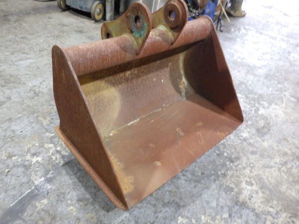 せf558▼ 法面バケット 2.0t～3.5t 0.1m3クラス ピン径38㎜ アーム幅140㎜ 幅800mm 建機 重機 油圧ショベル バックホウ 中古品