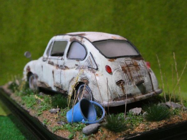 1/32 SUBARU 360 ジオラマ完成品 ケース付 草ヒロ 国産名車 旧車 