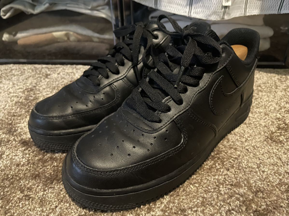 かっこいい【USED】NIKE AIR FORCE 1 '07 CW2288-001 BLACK/ BLACK 定番 メンズ スニーカー
