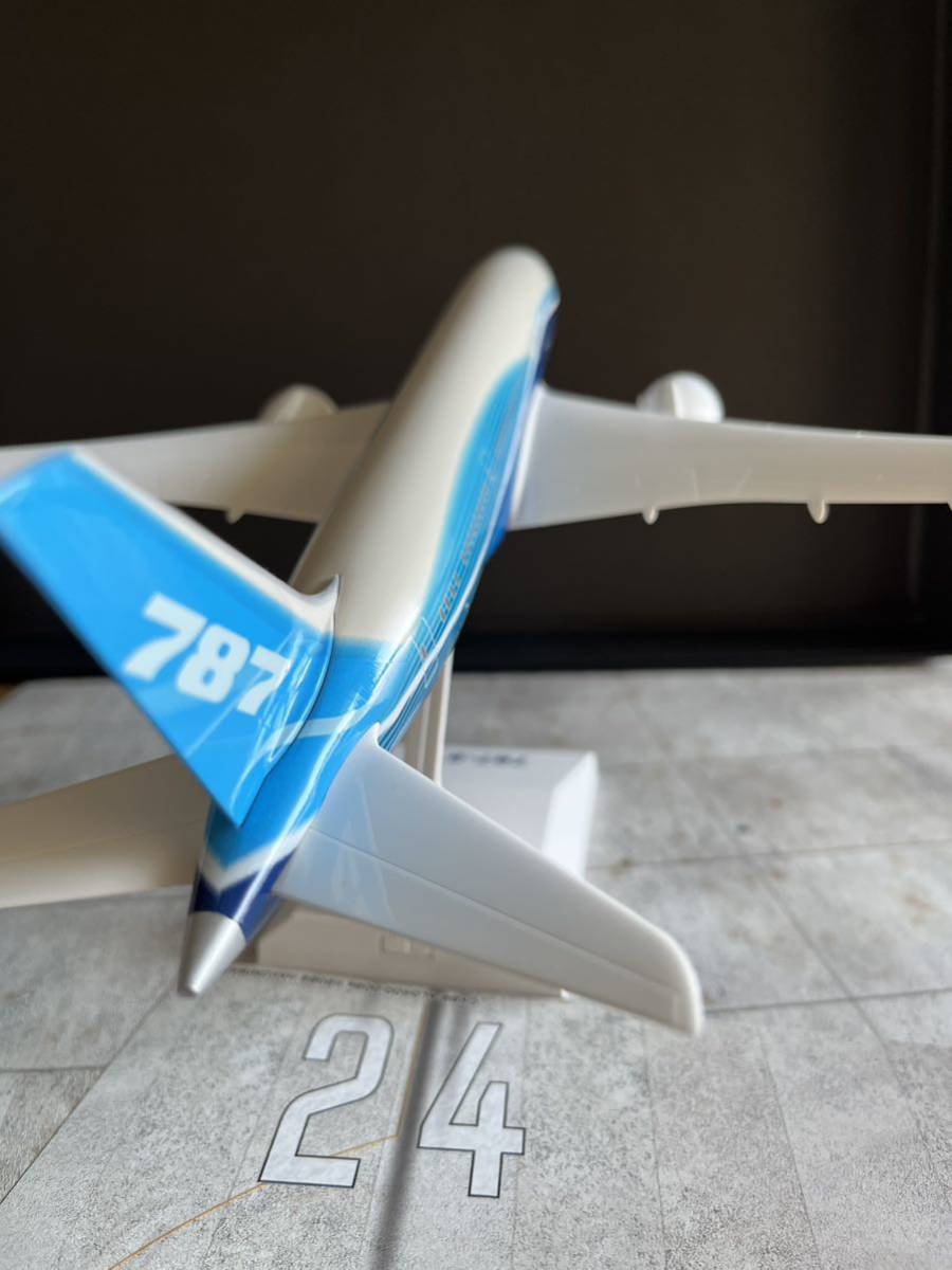 1円スタート DARON ダロン スカイマークス 1/200 ボーイングB787-8