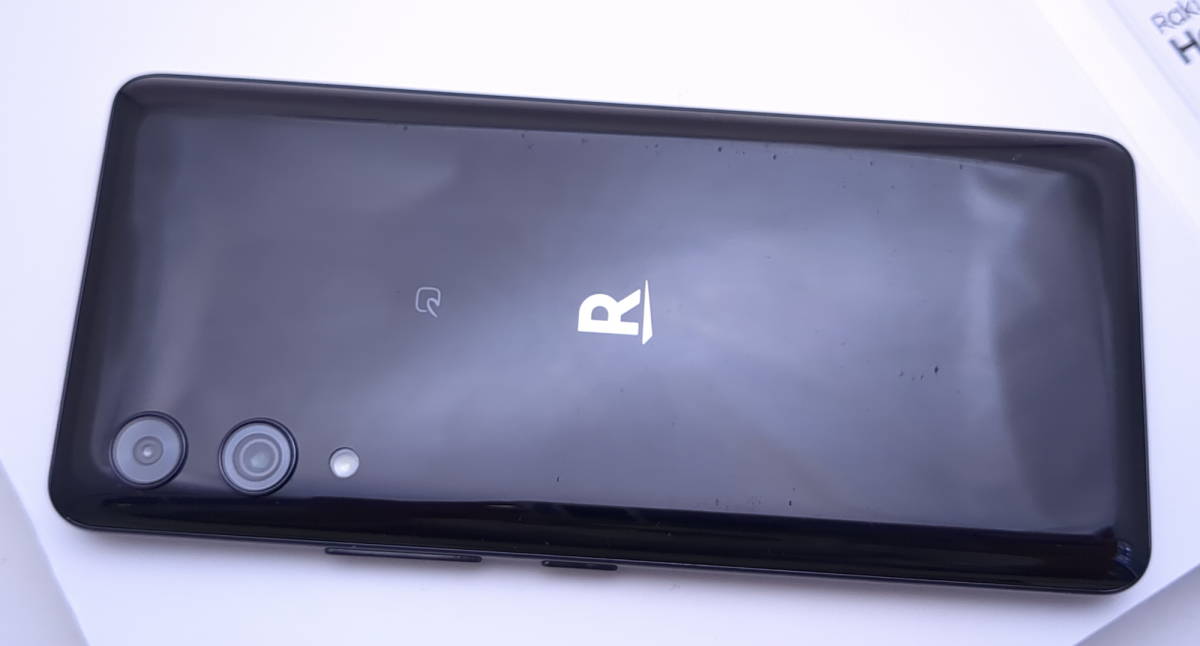 Rakuten Hand 5G P780 ブラック 楽天モバイル SIMフリー ◯判定 中古品