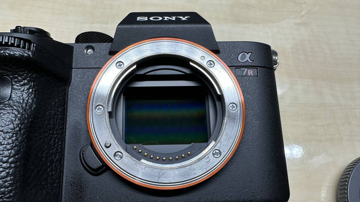 送料無料】SONY α7R IIIボディ ILCE-7RM3 ソニー アルファー7R3 美品 