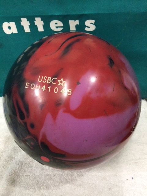 ハマー ボウリングボール 黒/赤 マーブル 15ポンド ハマー ボウリングボール 黒/赤 マーブル 15ポンド Amazon.co.jp