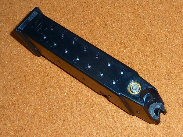 絶版品 MGC GLOCK17 ガスブローバック グロック17シリーズ用 スペアマガジン SPARE MAGAZINE グロック GLOCK M498