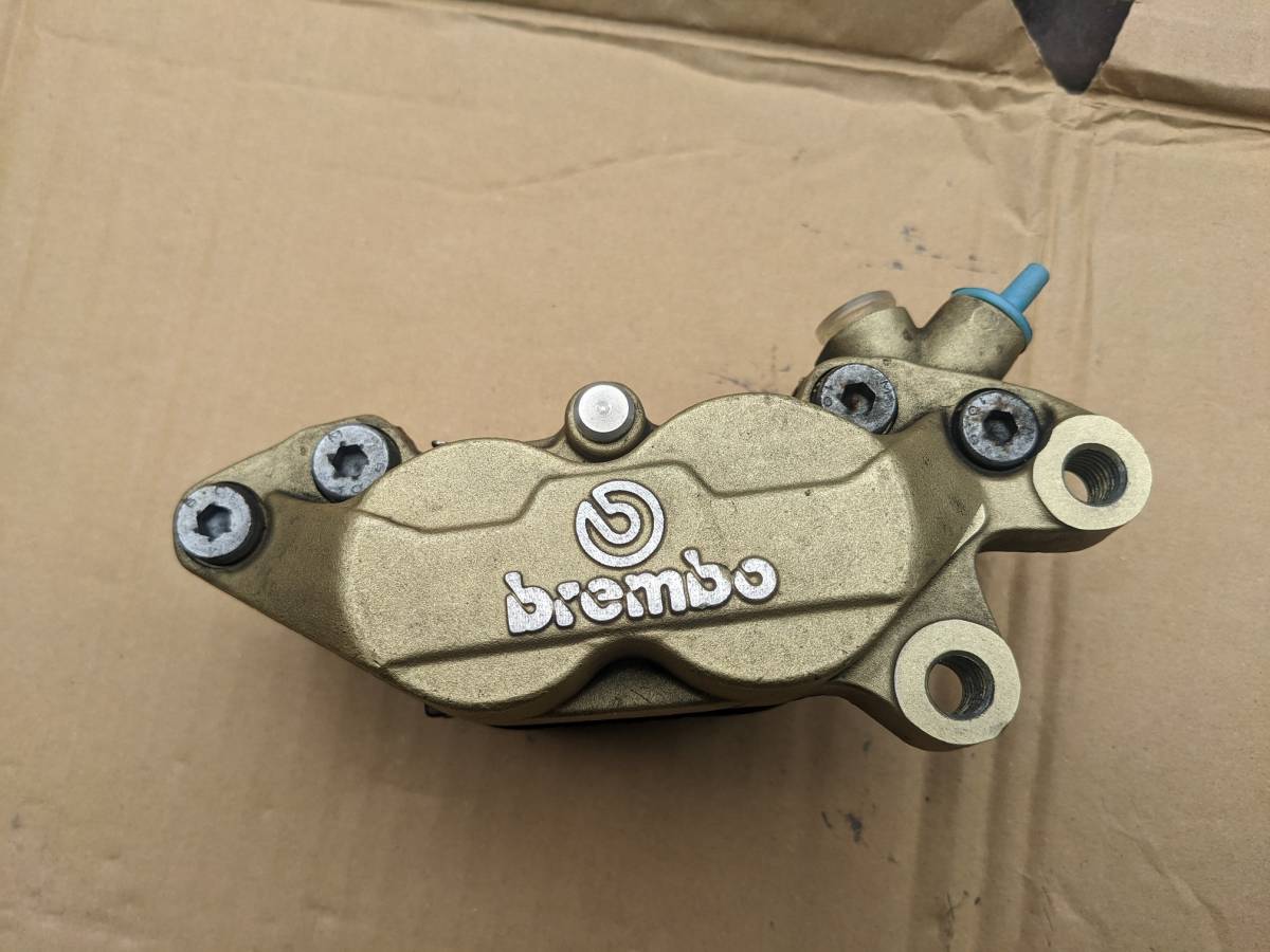 brembo ブレンボ製　40mmピッチ　キャストキャリパー（右）　中古現状品