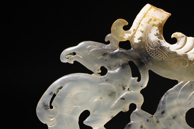 南山法師寄贈品 図録 来歴有 古玉彫刻 神獣紋 寸法約16cm×約11.9cm no