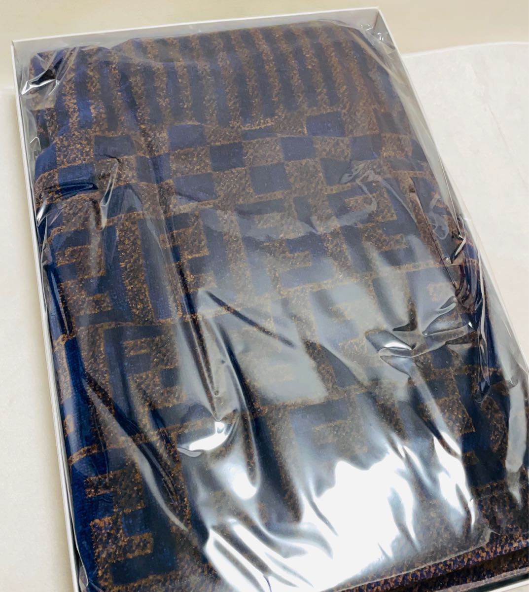 廃盤希少！レアカラー★ フェンディ 大判バスタオル タオルケット 150×85cm ズッカ×ペカン 厚地シャーリング加工 販売終了入手困難正規品